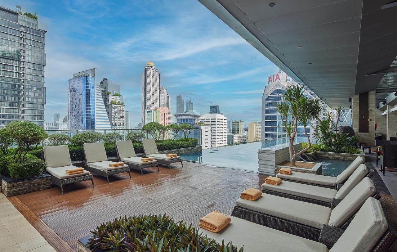 Eastin Grand Hotel Sathorn Bangkok Exterior photo The rooftop pool at the hotel