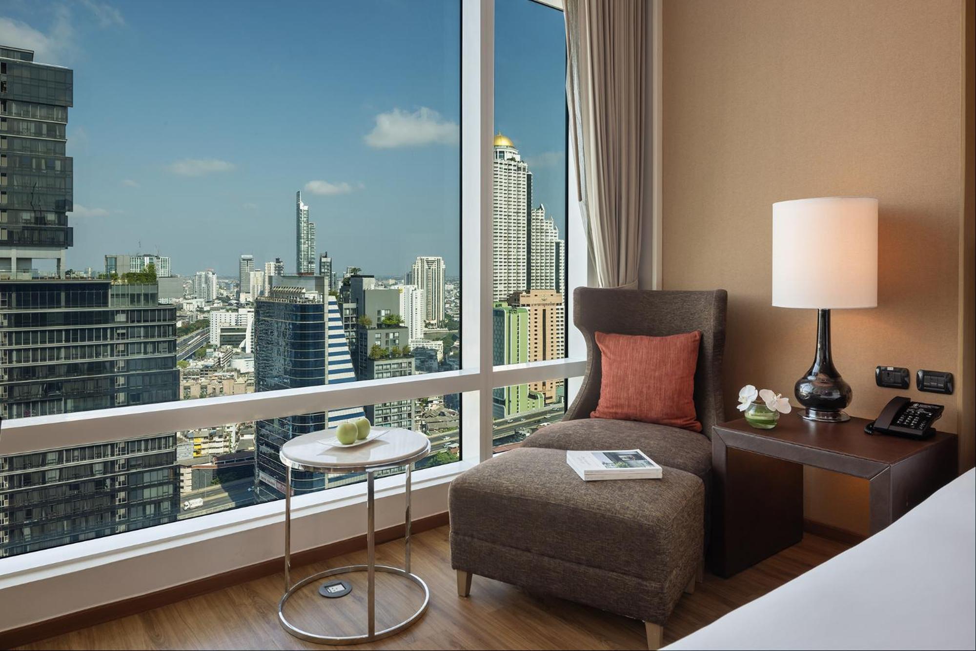 Eastin Grand Hotel Sathorn Bangkok Room photo A room at the hotel